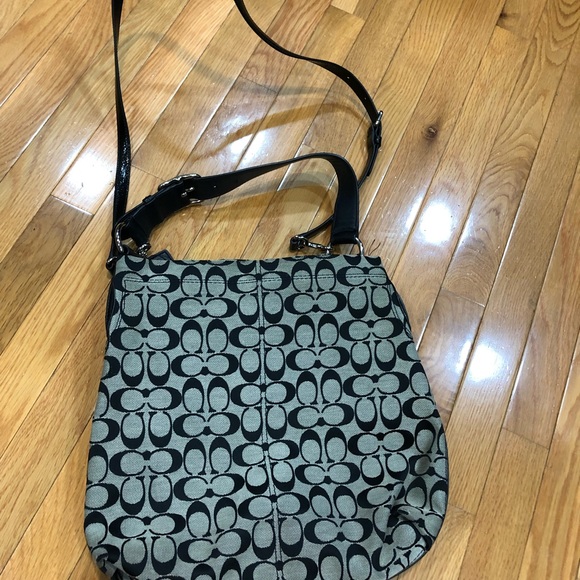 Coach Handbags - Coach Purse